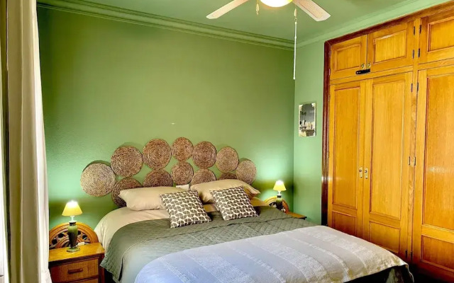 3bed Penthouse With Large Terrace & Sea View
