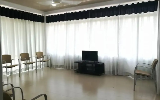 Thilini Hotel Apartment