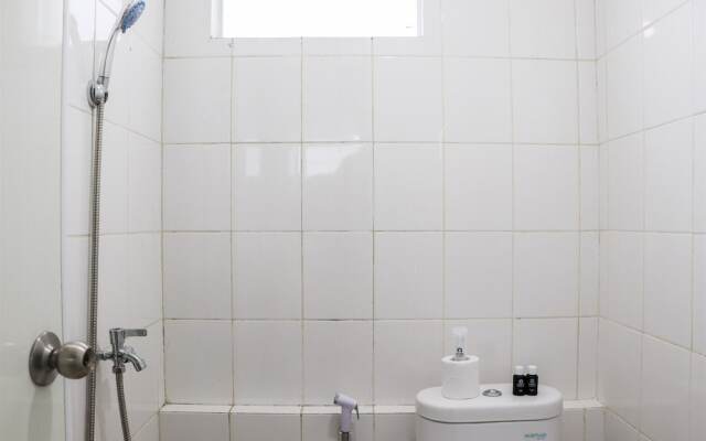 Minimalist And Warm 1Br At Bassura City Apartment