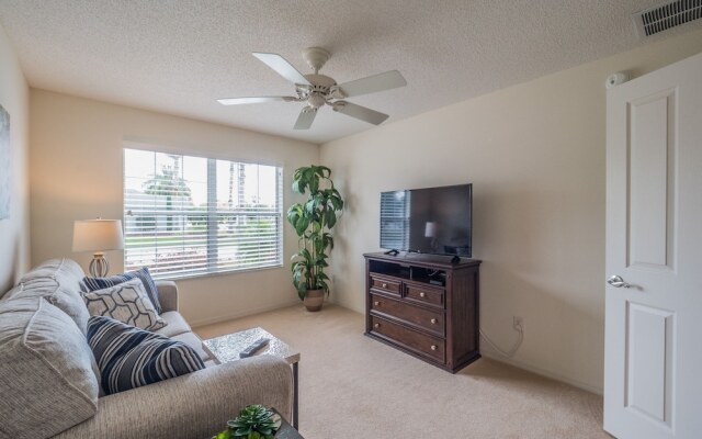 Limestone Avenue 1264 by White Pelican VR