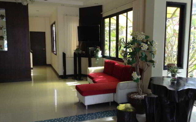 The Friendship Hometel