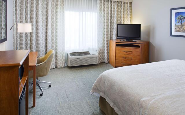 Hampton Inn & Suites Lancaster