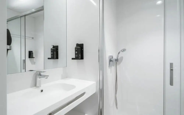 limehome Lisbon Defensores de Chaves