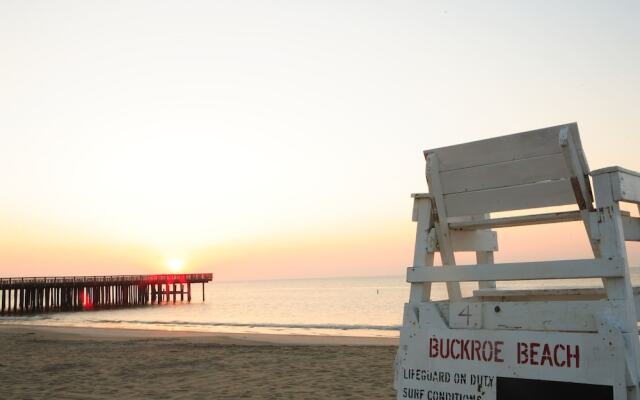 Element Hampton Peninsula Town Center