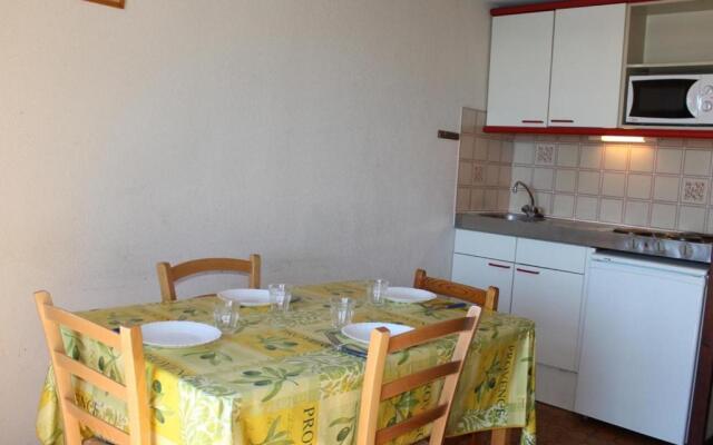 Appartement Gruissan, 2 pièces, 6 personnes - FR-1-229-57