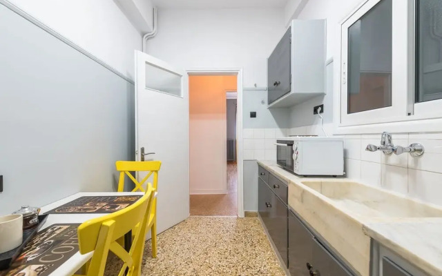 Stylish Apartment next to Metro