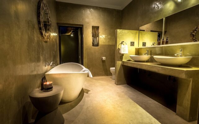 Bagatelle Kalahari Game Ranch