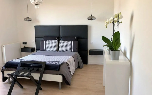 Hôtelya - Lille - Villeneuve d'Ascq