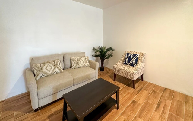 Spacious 3BR House Near Iconic Sandy Beach