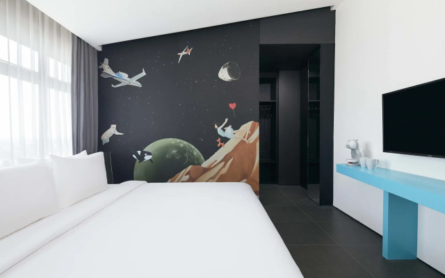 ARTOTEL Gajahmada Semarang