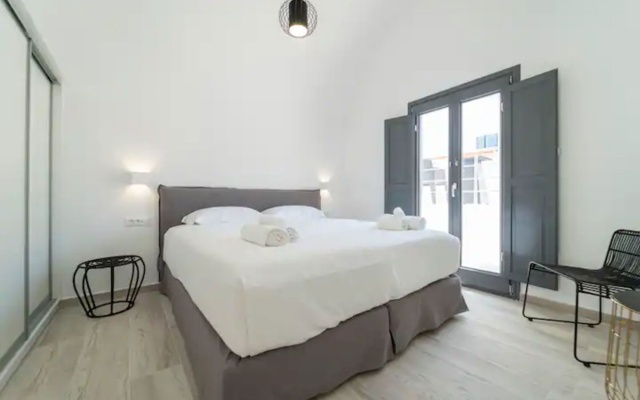 Nostos Apartments