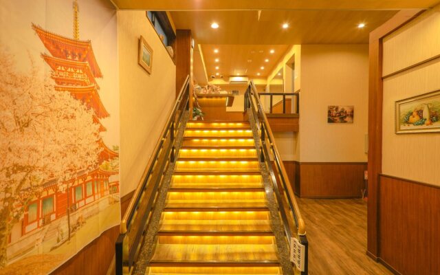 Hotel Naniwa Shinsekai-mae