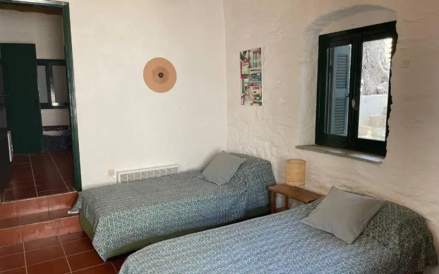 Charming two Bedroom Fisherman's House on Kea