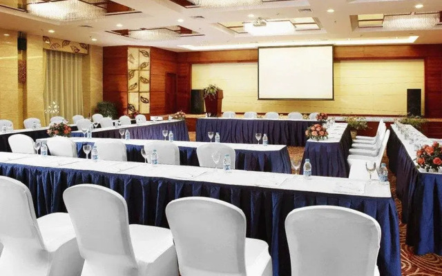 Petroleum Business Hotel