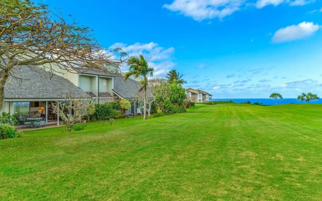 Kamahana 16 - Downstairs