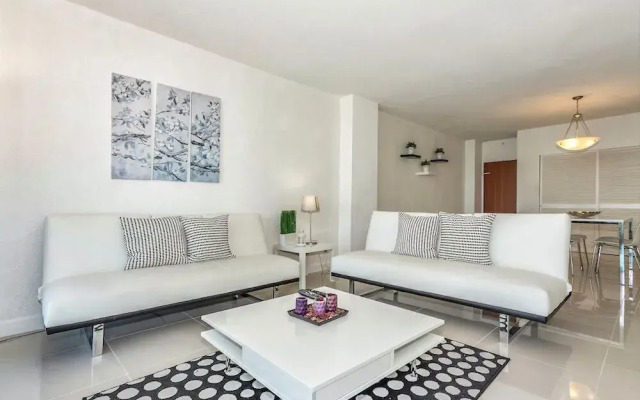 The Sian by Miami Te Espera