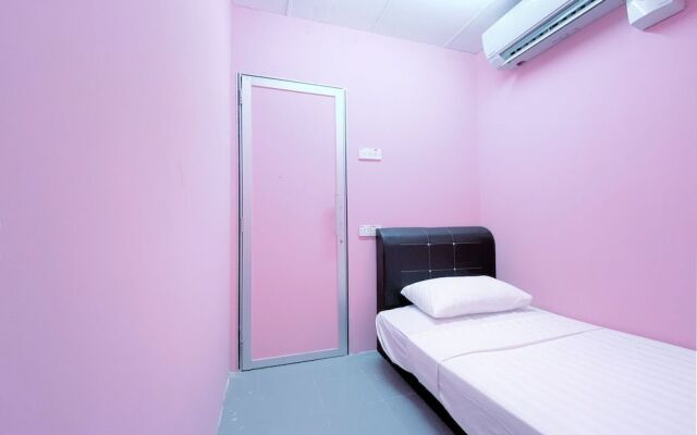 Spot On 90123 Rainbow Guest House