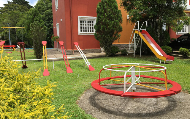 Hotel Galo Vermelho