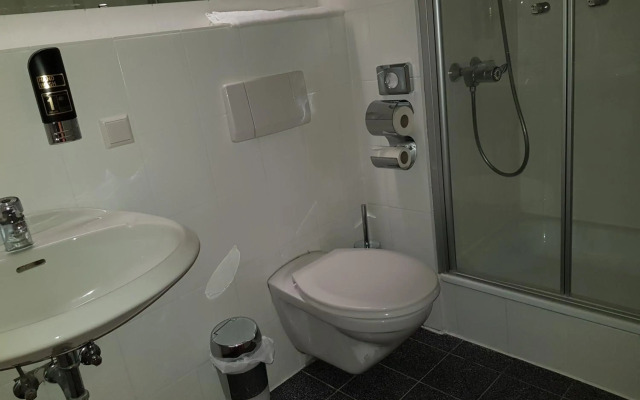 Confour Hotel