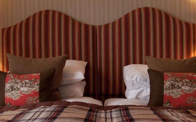 Burt's Hotel
