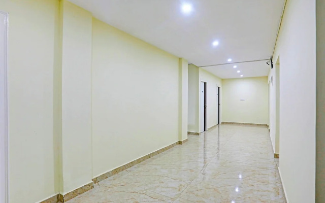 Fabhotel Sujatha Residency