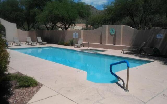 Casitas at Sabino Springs