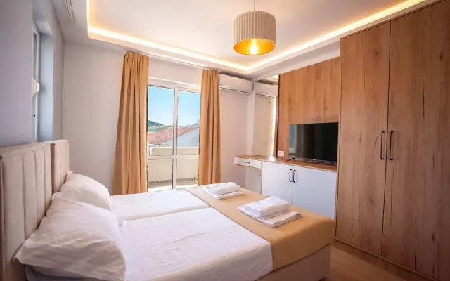 iLLYRIA HOTEL