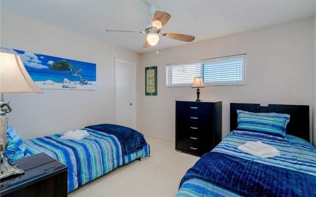 Harbor Light Towers 803 - Two Bedroom Condo