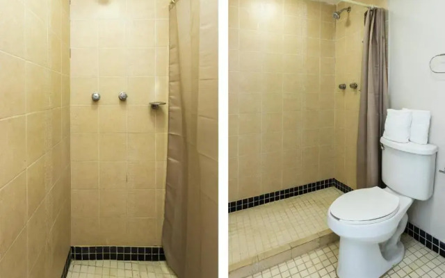 Boca Inn Hotel & Suites