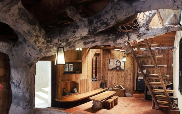 OwlStay Jiufen Wander