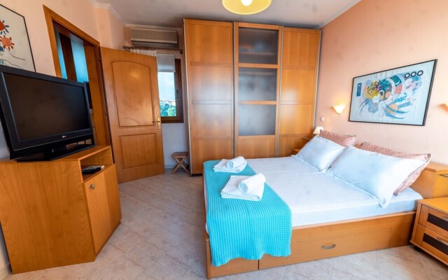 Zennova 18  Villa Afitos Sea-cret