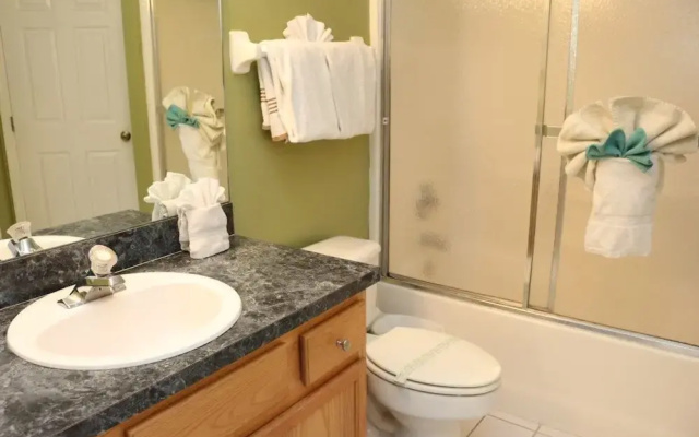 129 Grosvenor Loop,