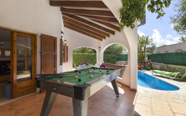 VILLA GERARD in Cala Blanca