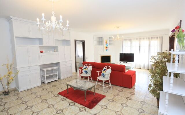 Villa Residencial Para 16 Personas en Cambrils