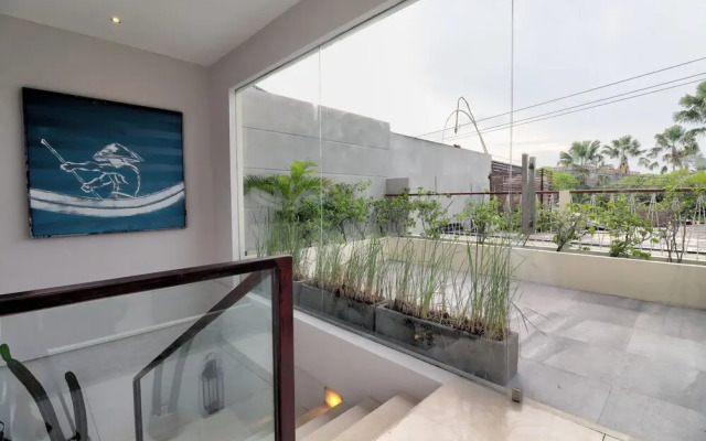 Luxury Villa K Central Seminyak