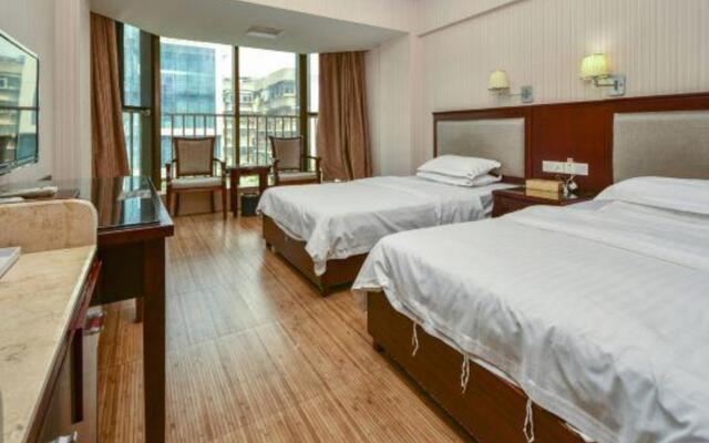 Honghua Lake Sunshine Hotel