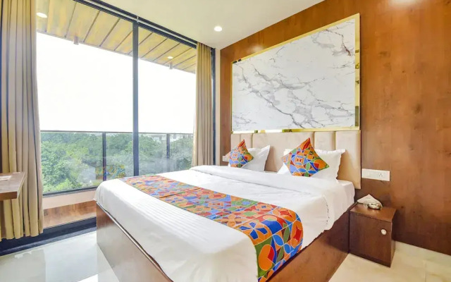 Fabhotel Blooming Beds Pearl