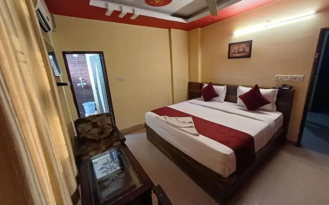 Hotel Chhavi Holidays