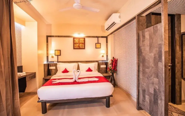 Hotel Prabha Palace