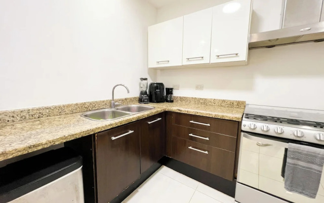 Relajate hermoso jardín y 2 piscinas