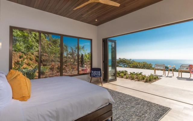 Resol Luxury Oceanview Villa in Costa Rica