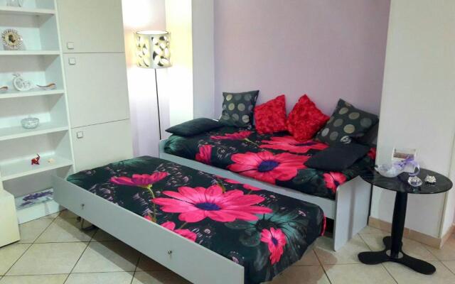 Garden House Airport