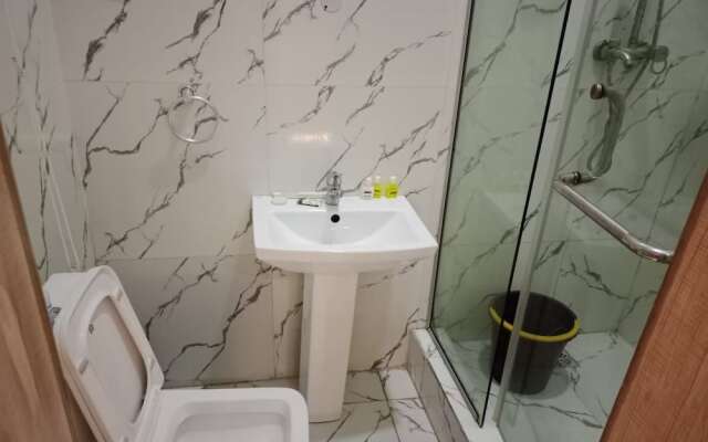 Deliz Homes And Hotel