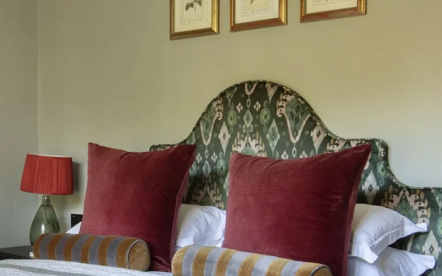 The Leicester Arms Country Inn