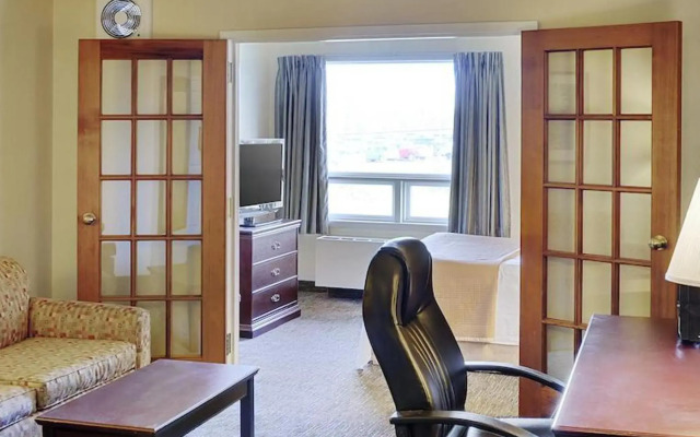 Travelodge by Wyndham Sudbury
