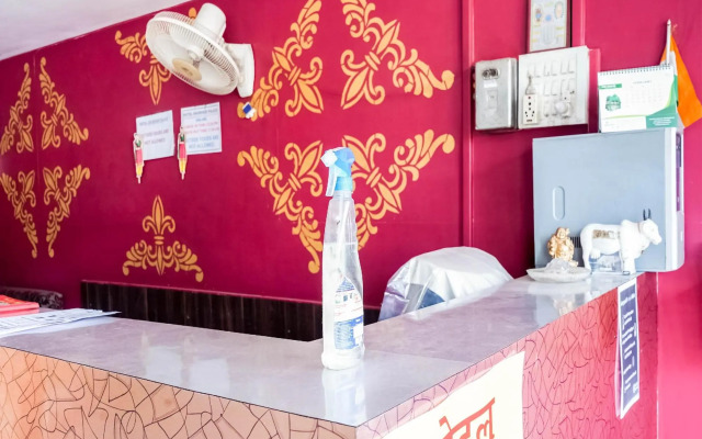 Oyo Flagship Rpr269 Hotel Shubham Palace