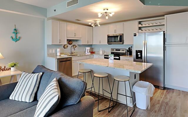 Laketown Wharf #1636