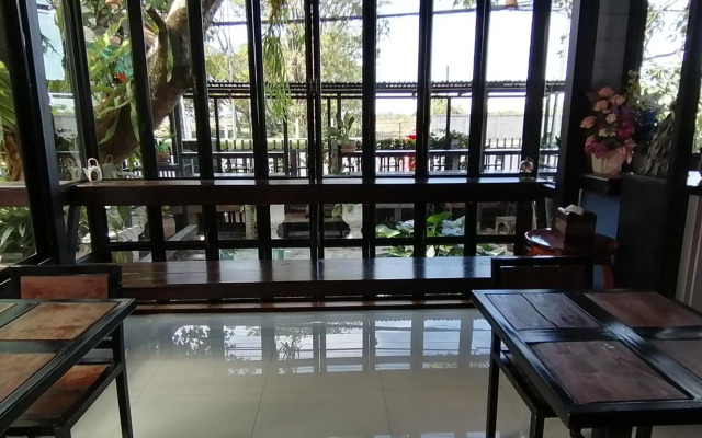 Sun smile(cafe & homestay)