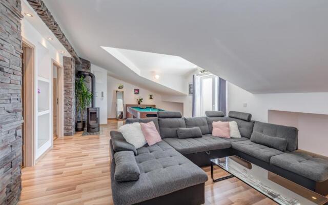SUMMER ORCHID - Spacious Duplex By The Beach & PS5