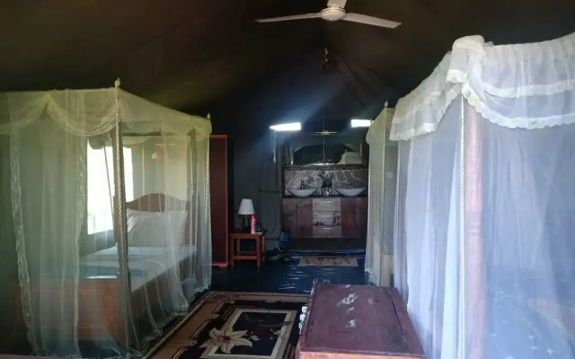 Mara Duma Bush Camp